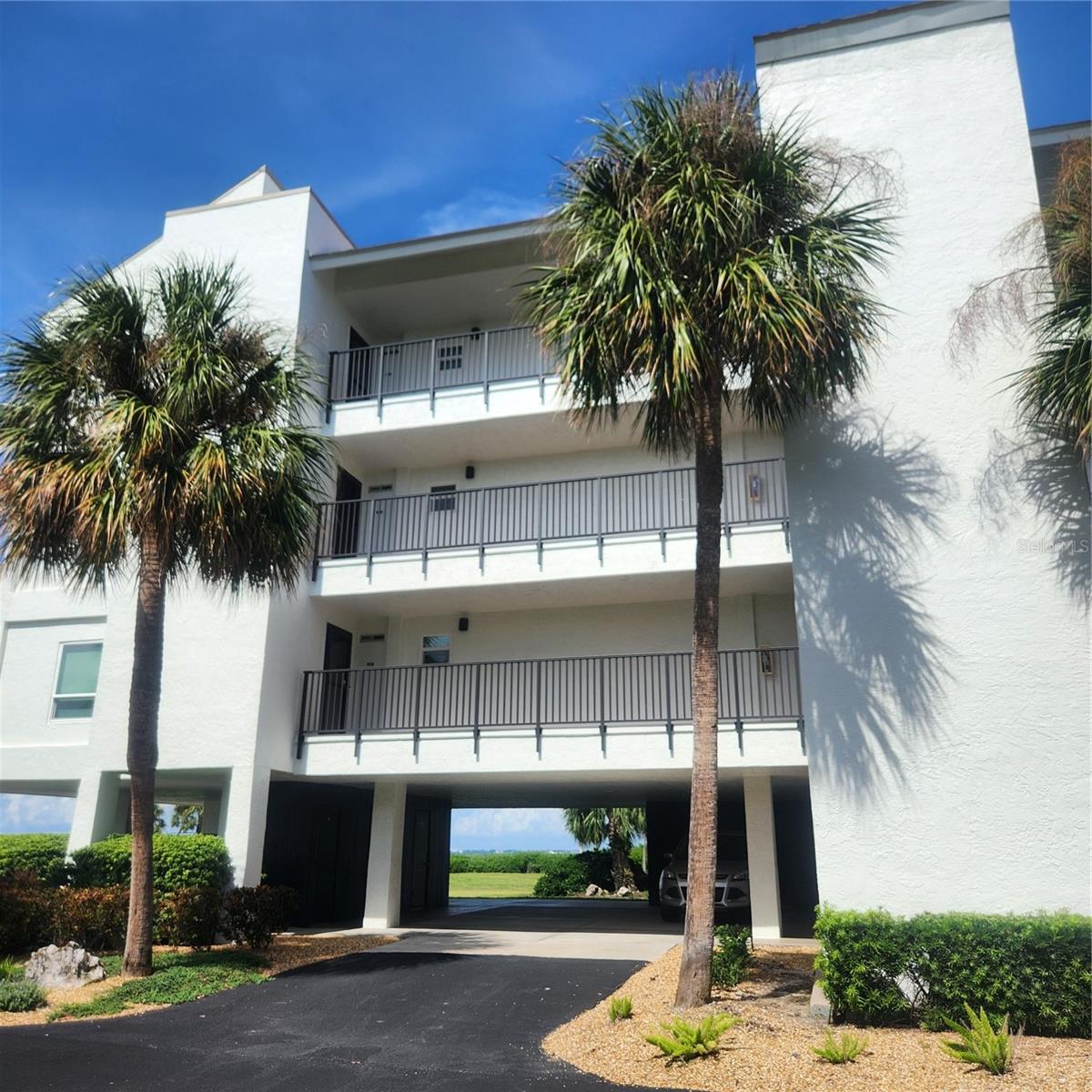 Photo of 4600 GULF OF MEXICO DRIVE #301 LONGBOAT KEY FL 34228