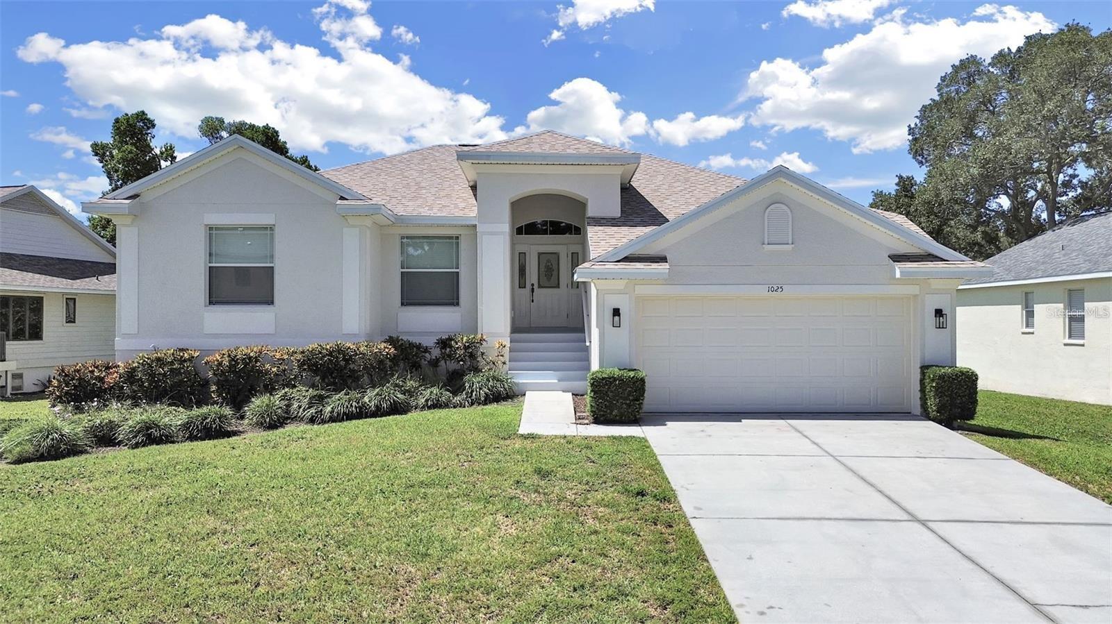 Photo of 1025 LAKE AVOCA PLACE TARPON SPRINGS FL 34689