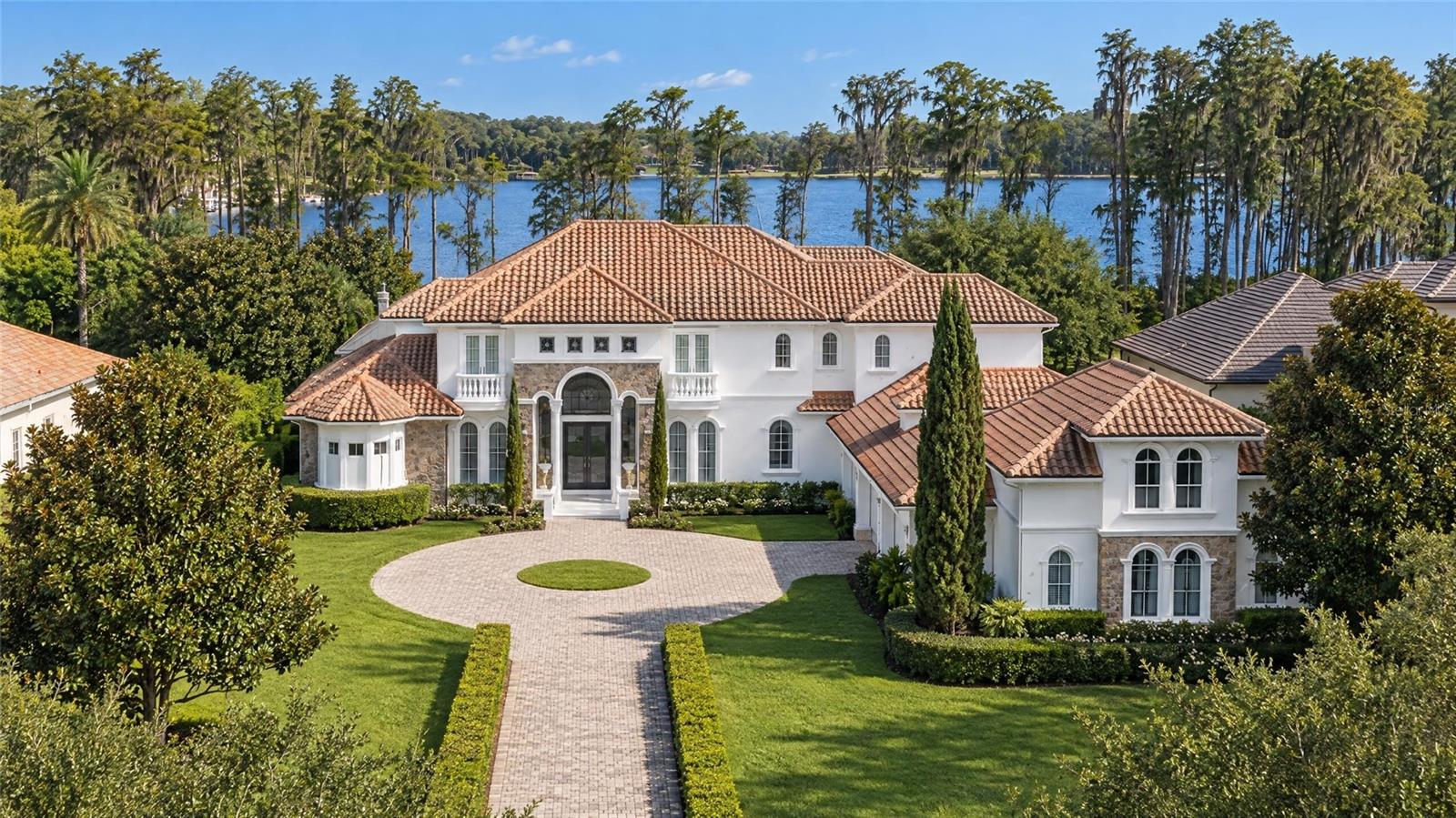 Photo of 9343 TIBET POINTE CIRCLE WINDERMERE FL 34786