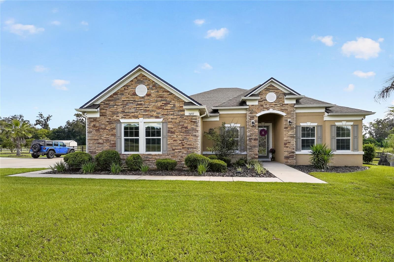 Photo of 5697 SW 215TH TERRACE NEWBERRY FL 32669