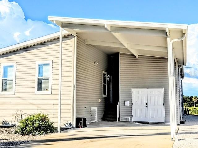 Photo of 822 S WATERWAY VENICE FL 34285