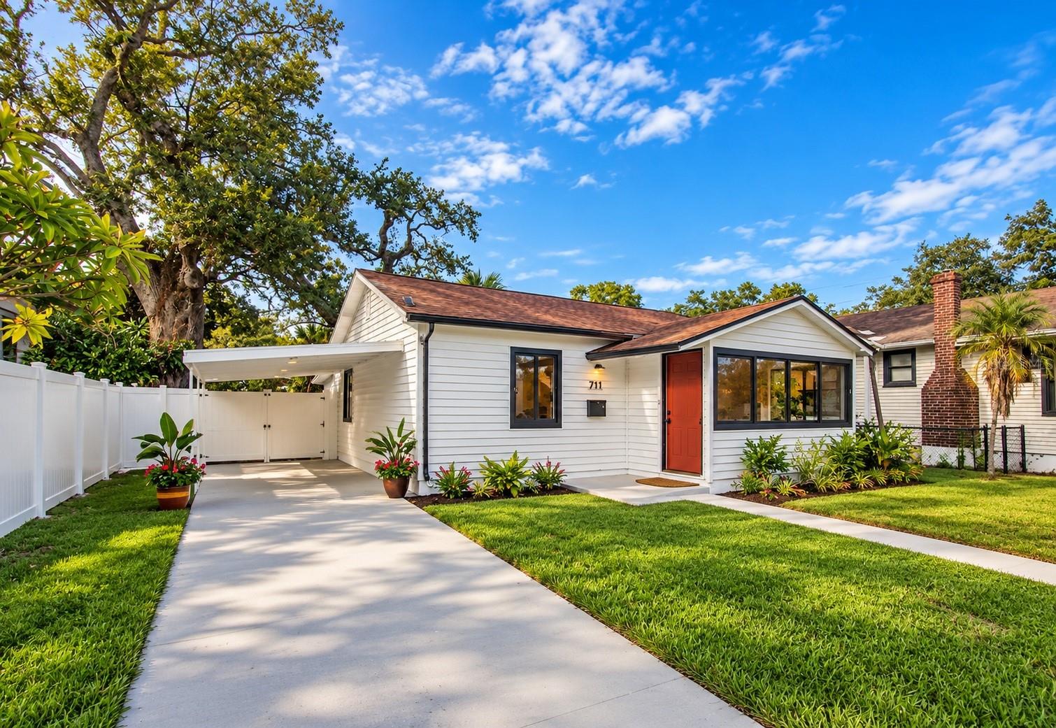 Photo of 711 19TH AVENUE ST PETERSBURG FL 33705