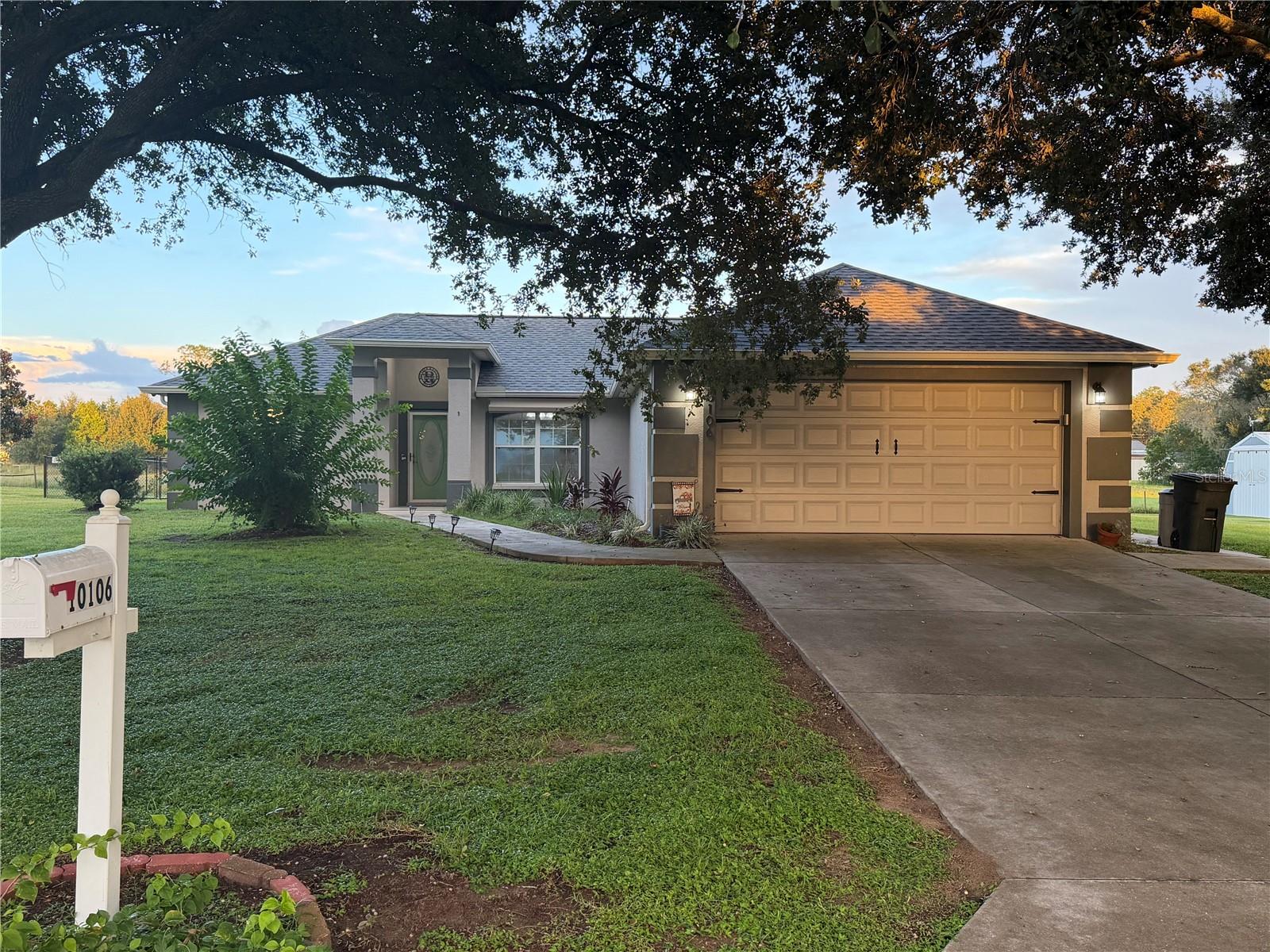 Photo of 10106 DUSTY HILL LOOP DADE CITY FL 33525