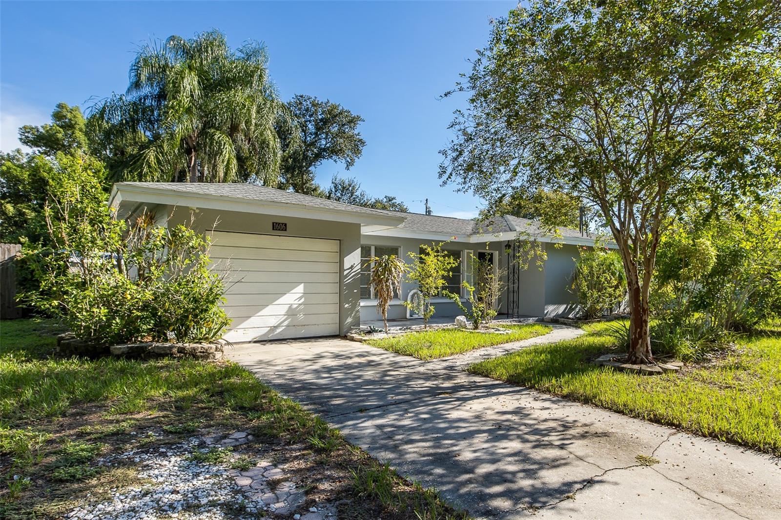 Photo of 1606 FRUITWOOD DRIVE CLEARWATER FL 33756