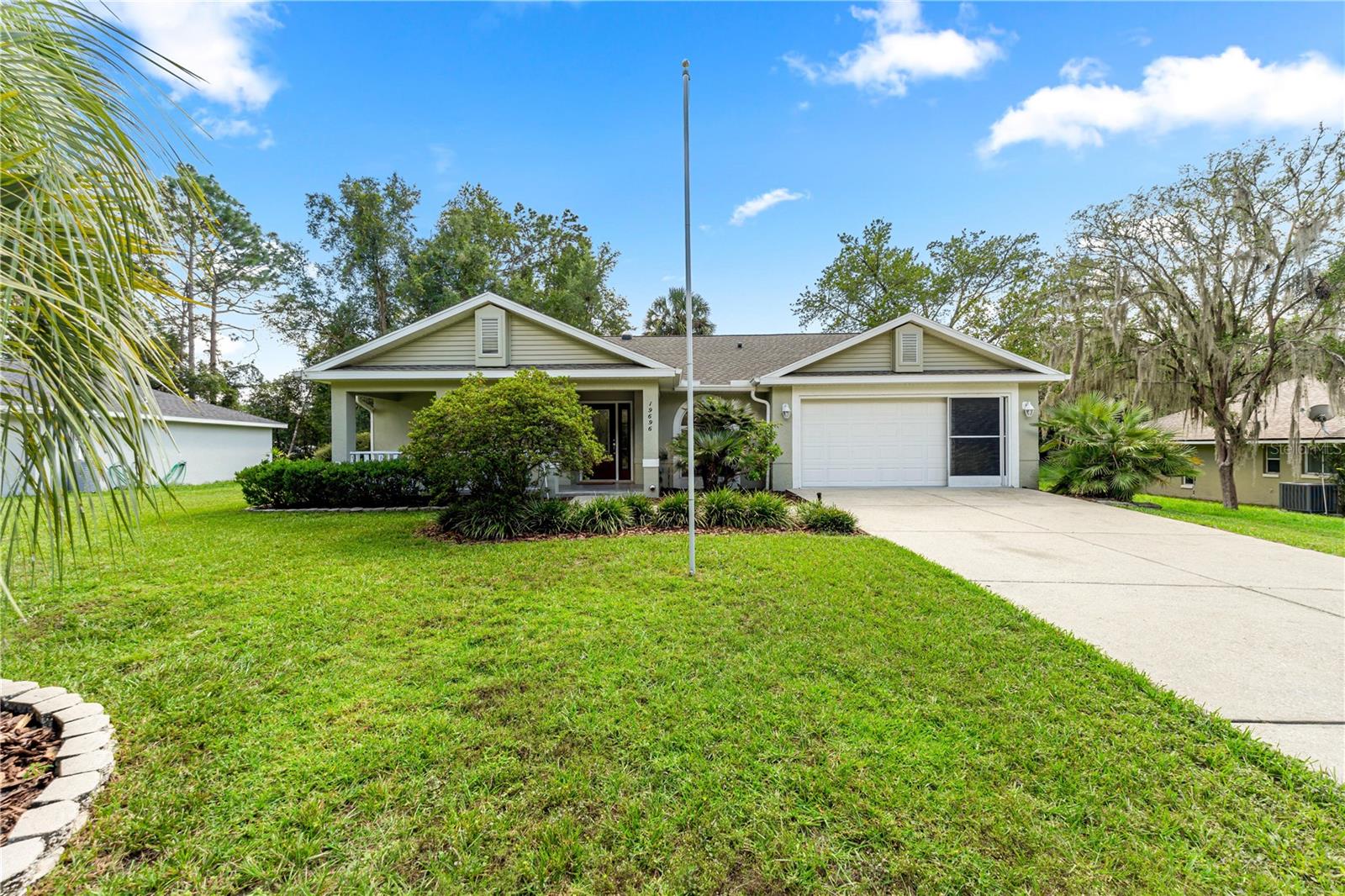 Photo of 19696 SW 93RD LANE DUNNELLON FL 34432