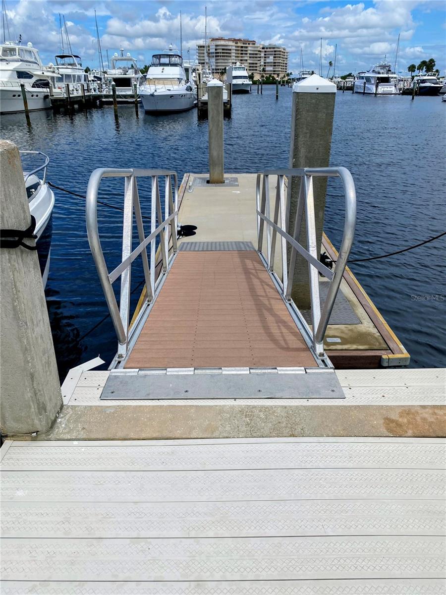 Photo of 2800 HARBOURSIDE DRIVE #E-21 LONGBOAT KEY FL 34228