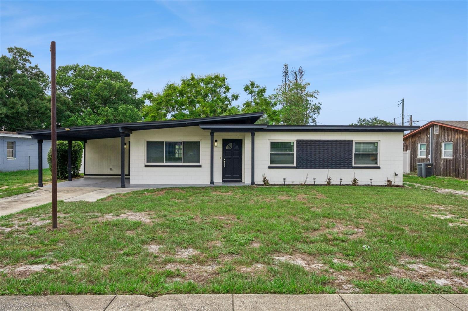 Photo of 626 ORANGE AVENUE OCOEE FL 34761
