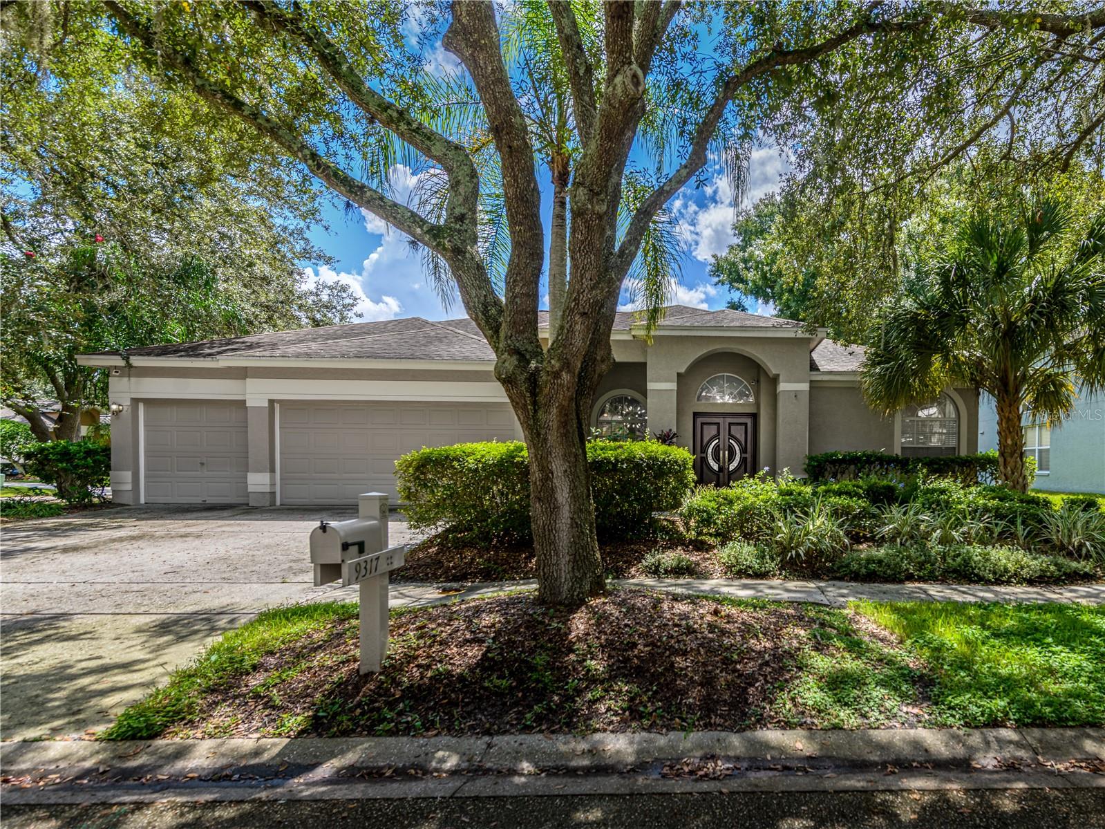 Photo of 9317 HERITAGE OAK COURT TAMPA FL 33647