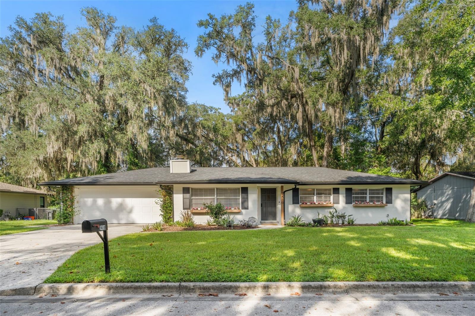 Photo of 2410 NW 54TH TERRACE GAINESVILLE FL 32606