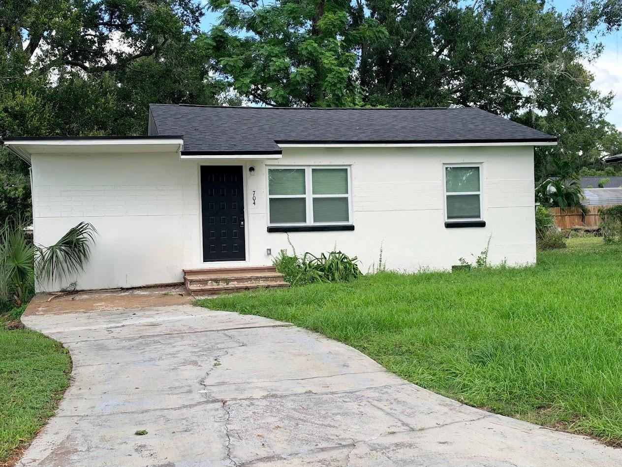 Photo of 704 E RICHMERE STREET TAMPA FL 33612