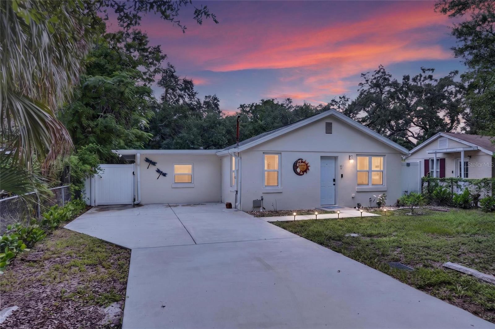 Photo of 3720 W ELROD AVENUE TAMPA FL 33611