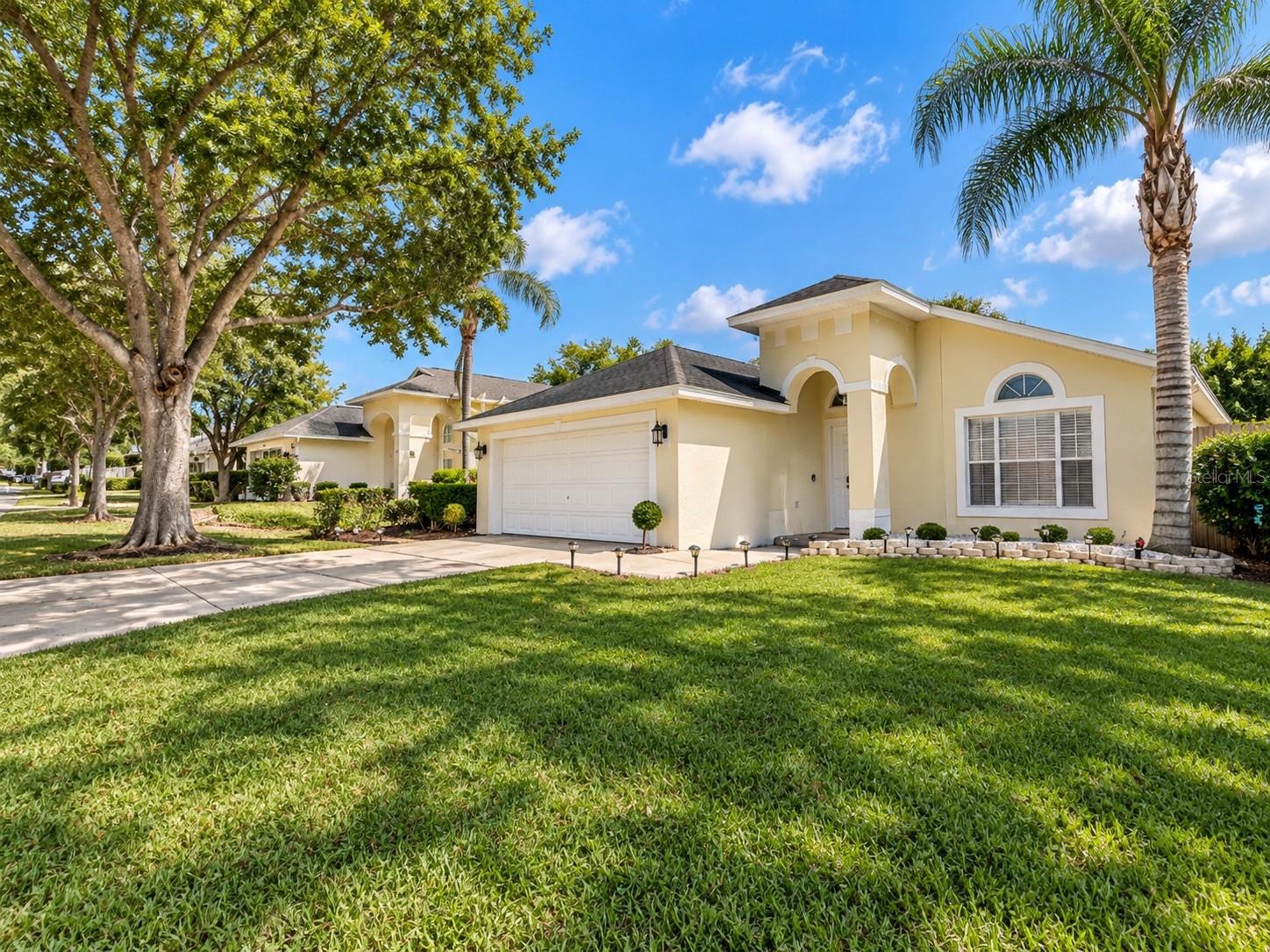 Photo of 1046 DURANGO LOOP STREET DAVENPORT FL 33897