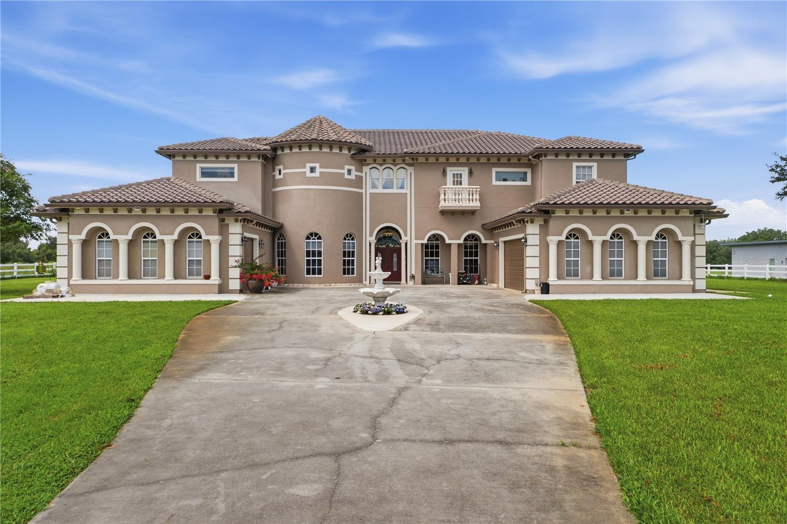 Photo of 19313 EAGLE RUN GROVELAND FL 34736