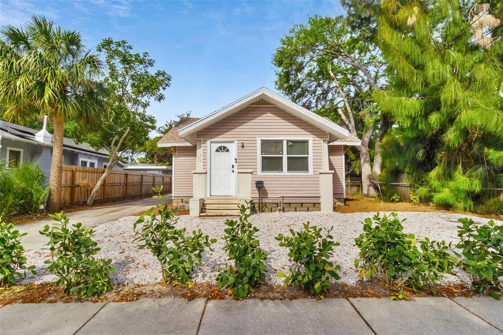 Photo of 1735 YALE STREET ST PETERSBURG FL 33712