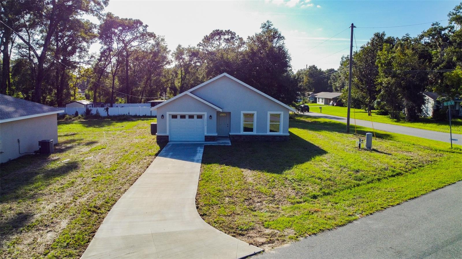 Photo of 12412 SE 72 AVENUE BELLEVIEW FL 34420