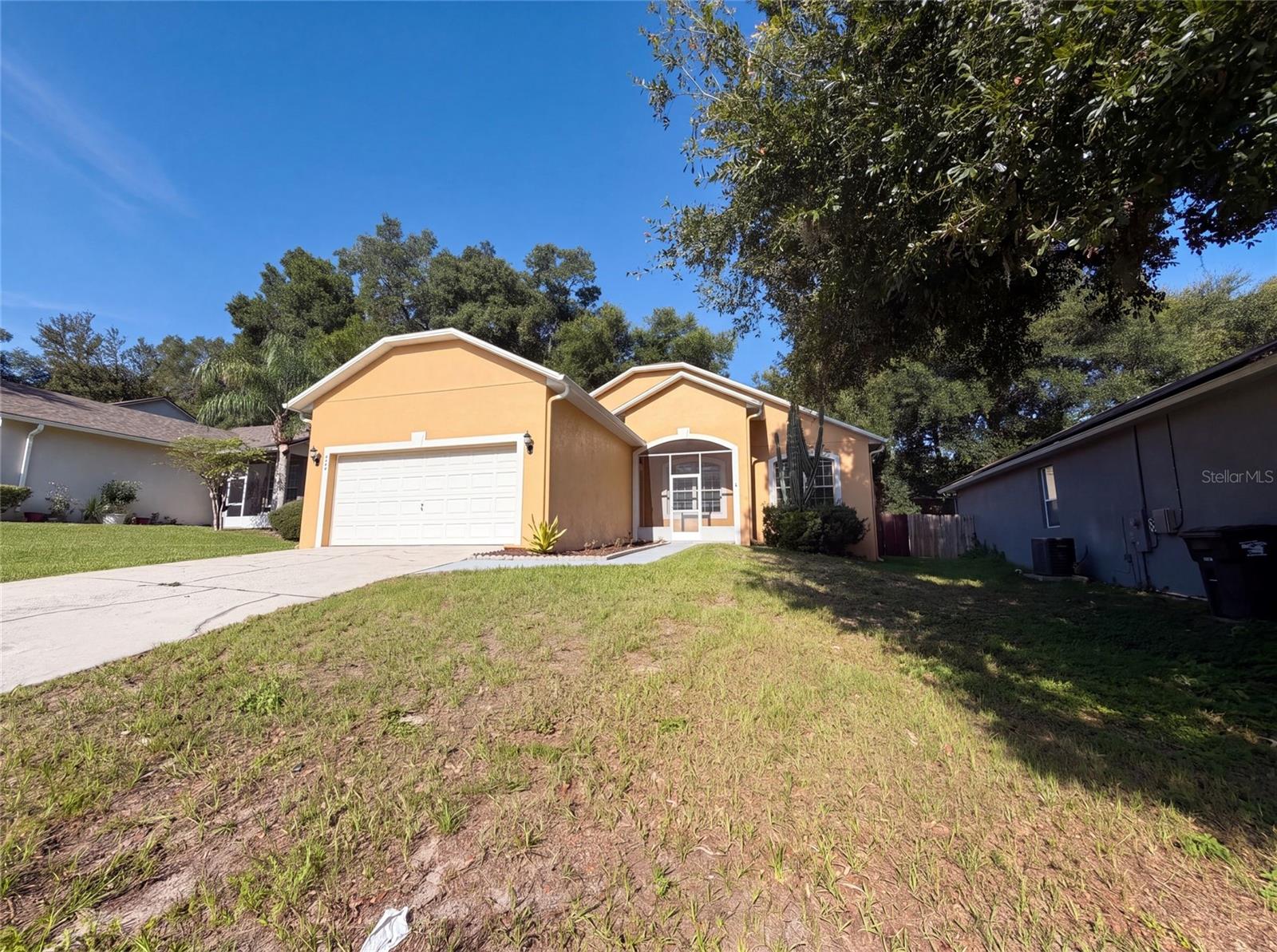 Photo of 826 HILLY BEND DRIVE APOPKA FL 32712