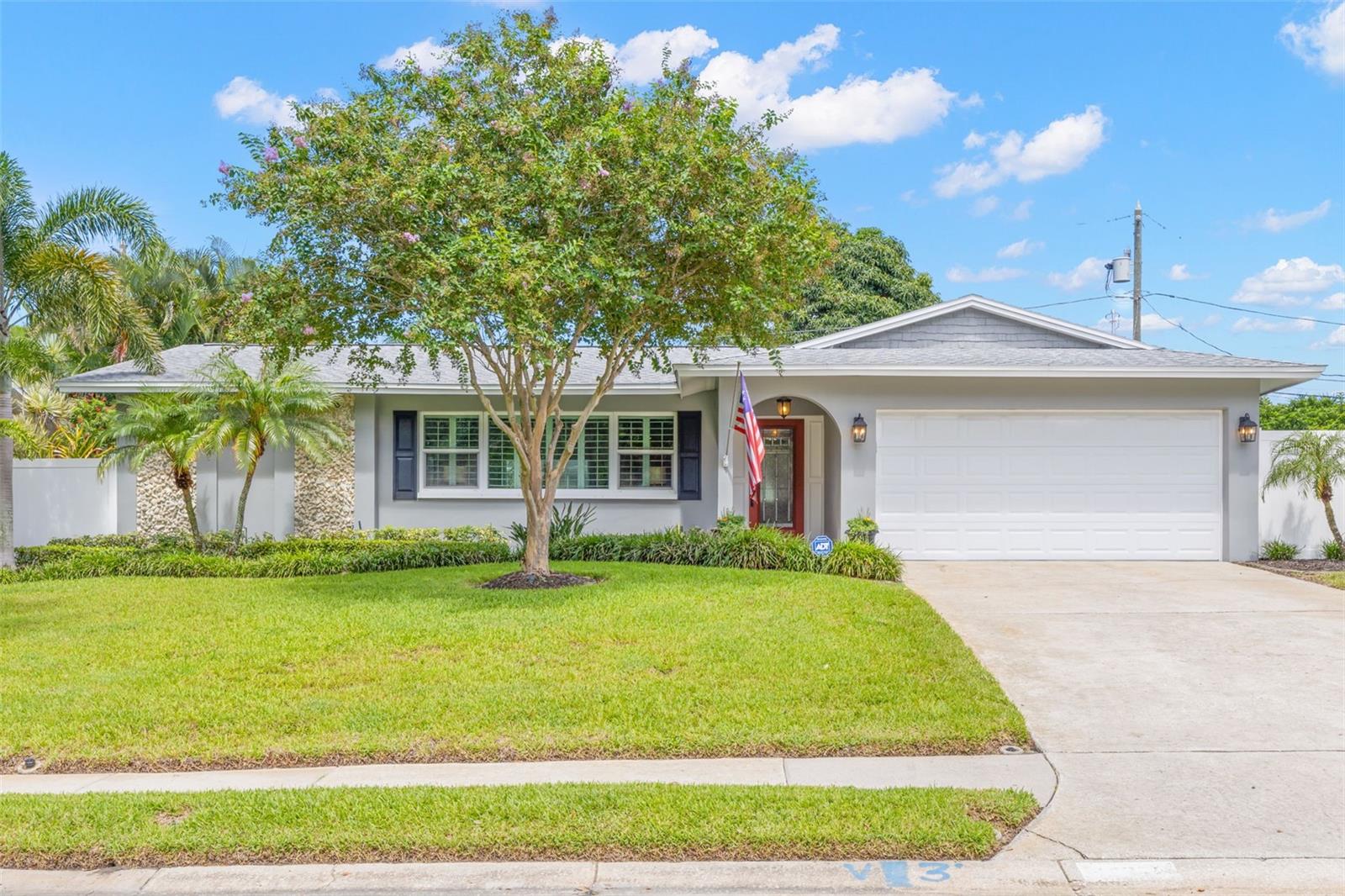 Photo of 14271 IROQUOIS AVENUE LARGO FL 33774