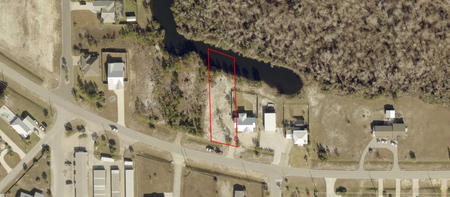 Photo of 520 N 15TH STREET MEXICO BEACH FL 32456