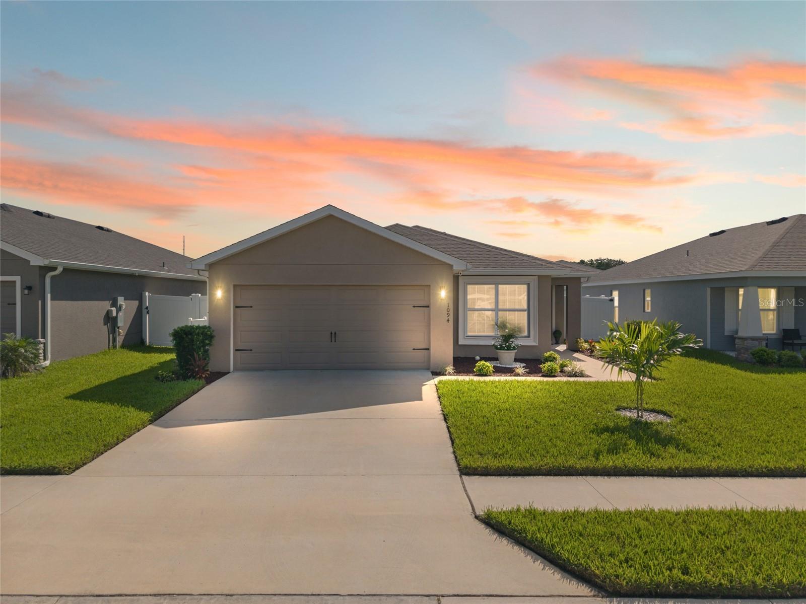 Photo of 1094 TROPEA LANE AUBURNDALE FL 33823