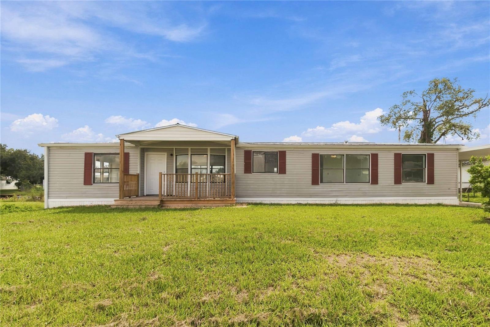 Photo of 417 LAGOON COURT KENANSVILLE FL 34739