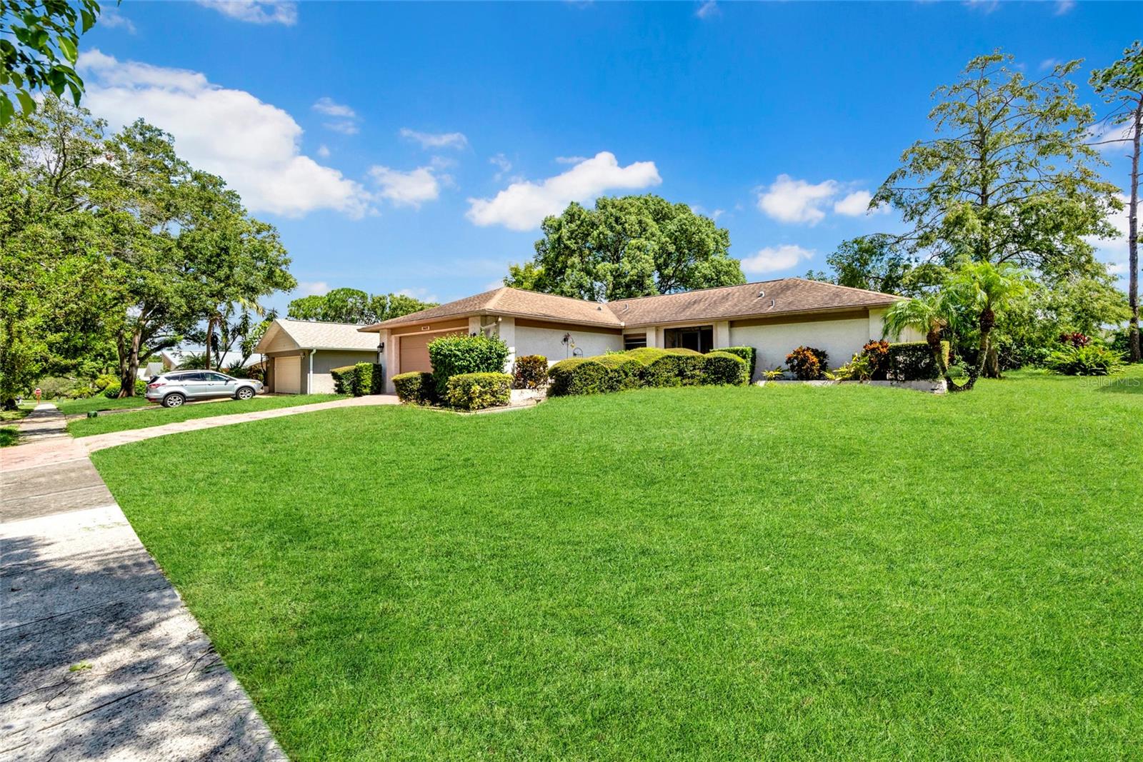 Photo of 1617 KILWINNING COURT PALM HARBOR FL 34684