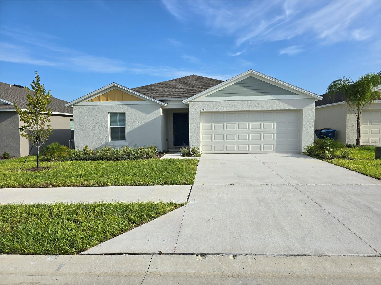 Photo of 2441 OAKWOOD LANE DAVENPORT FL 33837