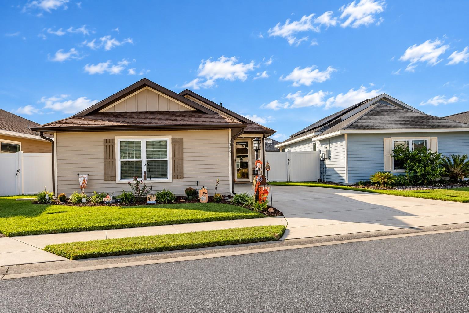 Photo of 1800 SW 246TH DRIVE NEWBERRY FL 32669