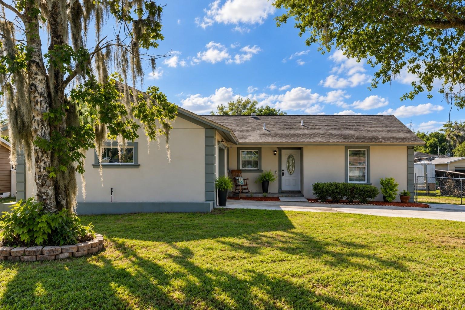 Photo of 821 NOCTURNE DRIVE CHULUOTA FL 32766