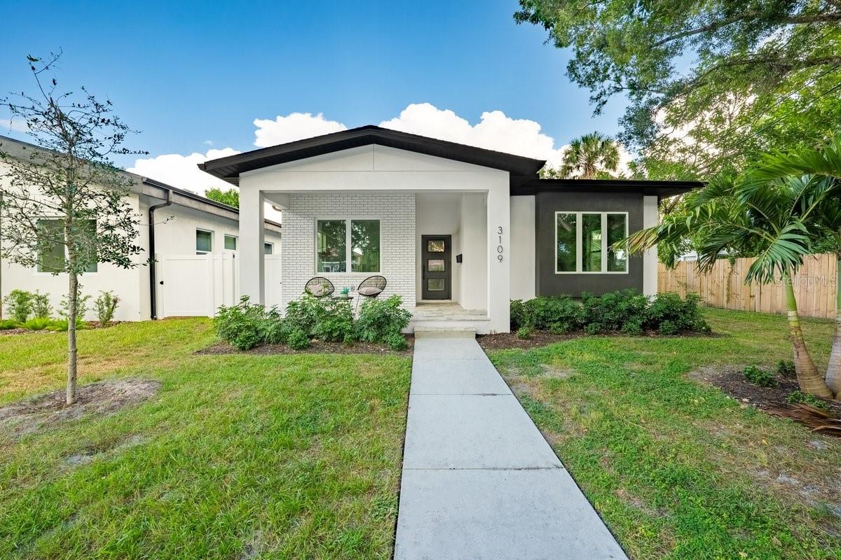 Photo of 3109 QUEEN STREET ST PETERSBURG FL 33713