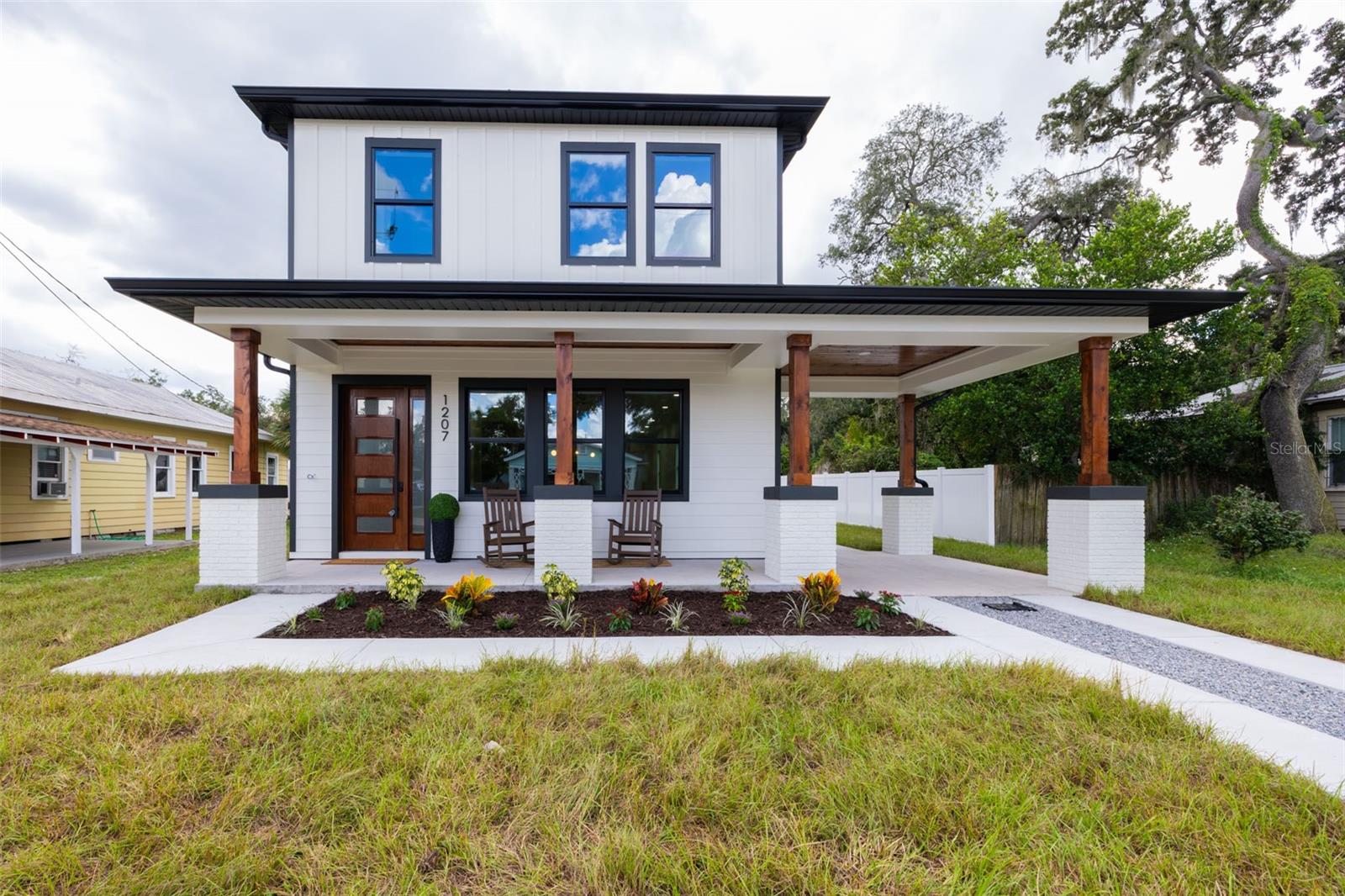 Photo of 1207 E ELLICOTT STREET TAMPA FL 33603