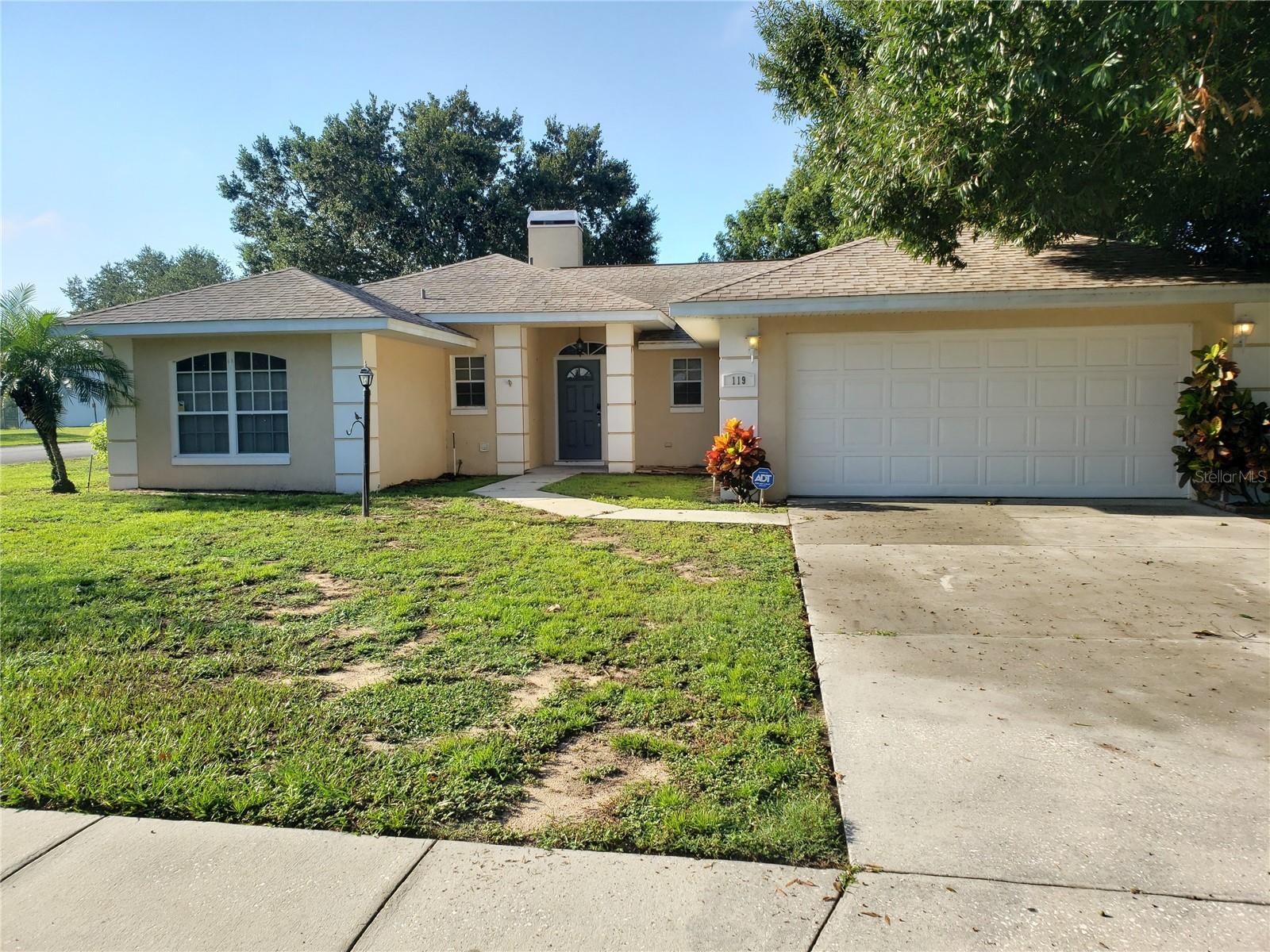 Photo of 119 GRANT CIRCLE DAVENPORT FL 33837
