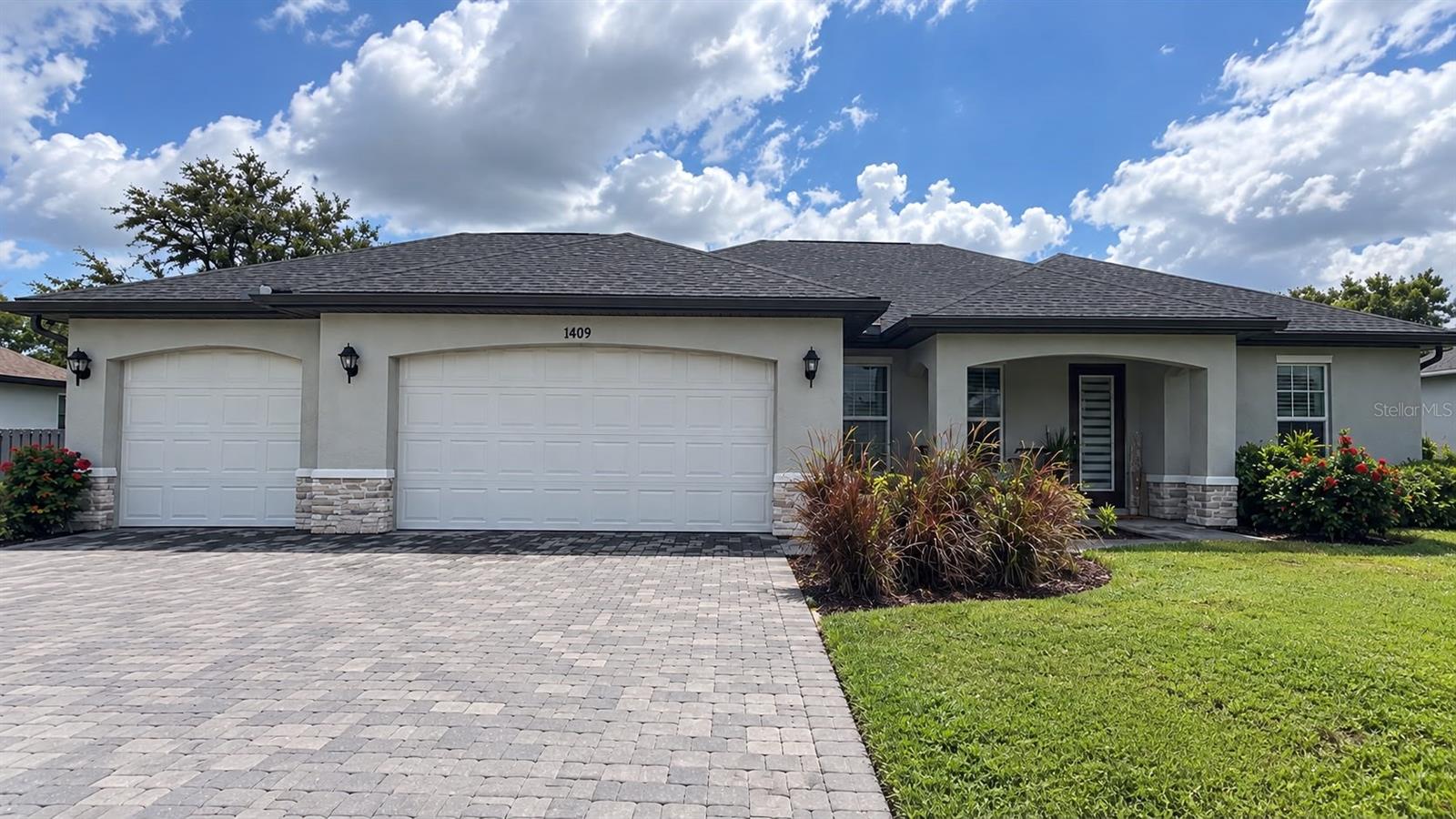 Photo of 1409 SW 19TH PLACE CAPE CORAL FL 33991
