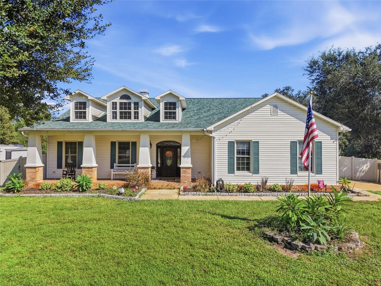Photo of 13100 LILITA AVENUE DOVER FL 33527
