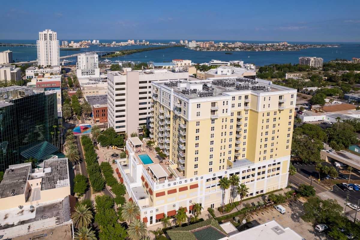 Photo of 628 CLEVELAND STREET #1202 CLEARWATER FL 33755