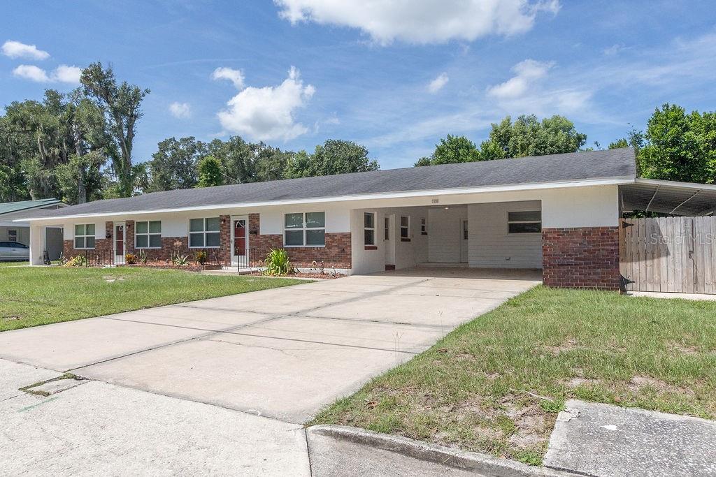 Photo of 106 N KENTUCKY AVENUE DELAND FL 32724