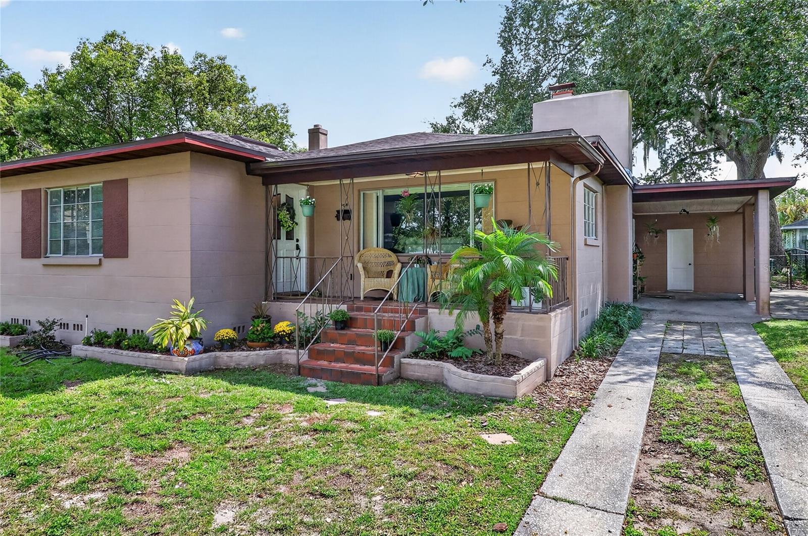 Photo of 404 W BELVEDERE STREET LAKELAND FL 33803