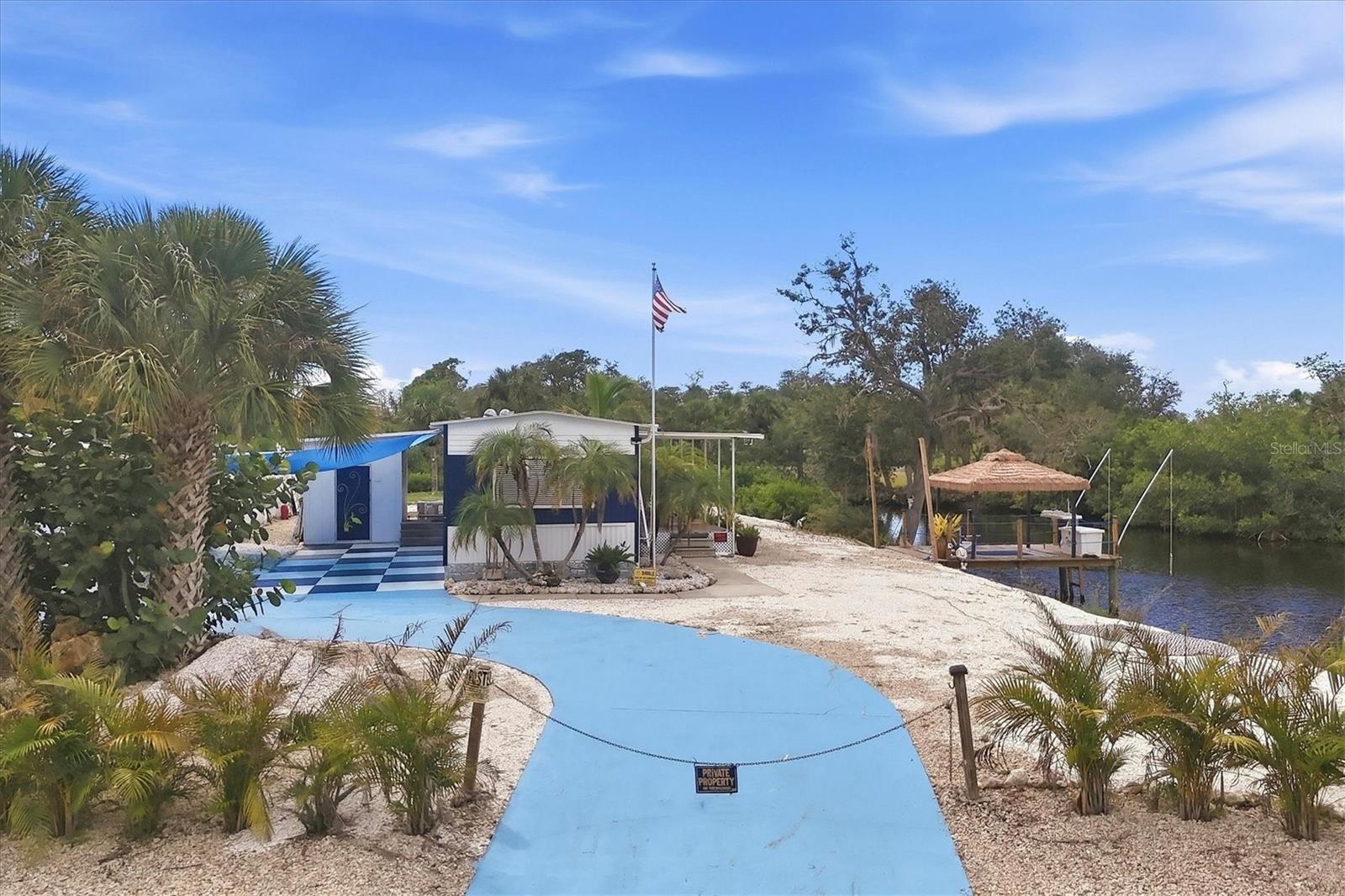 Photo of 1128 SEAHORSE LANE ENGLEWOOD FL 34224