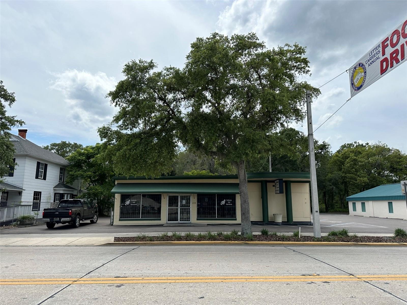 Photo of 228 S WOODLAND BOULEVARD DELAND FL 32720