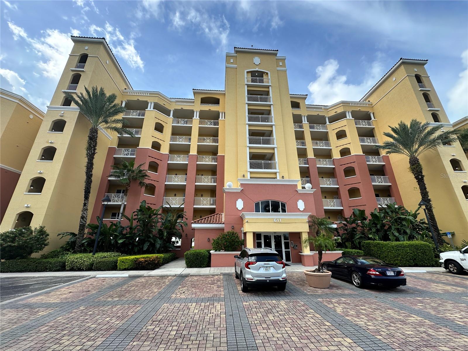 Photo of 611 RIVIERA DUNES WAY #102 PALMETTO FL 34221
