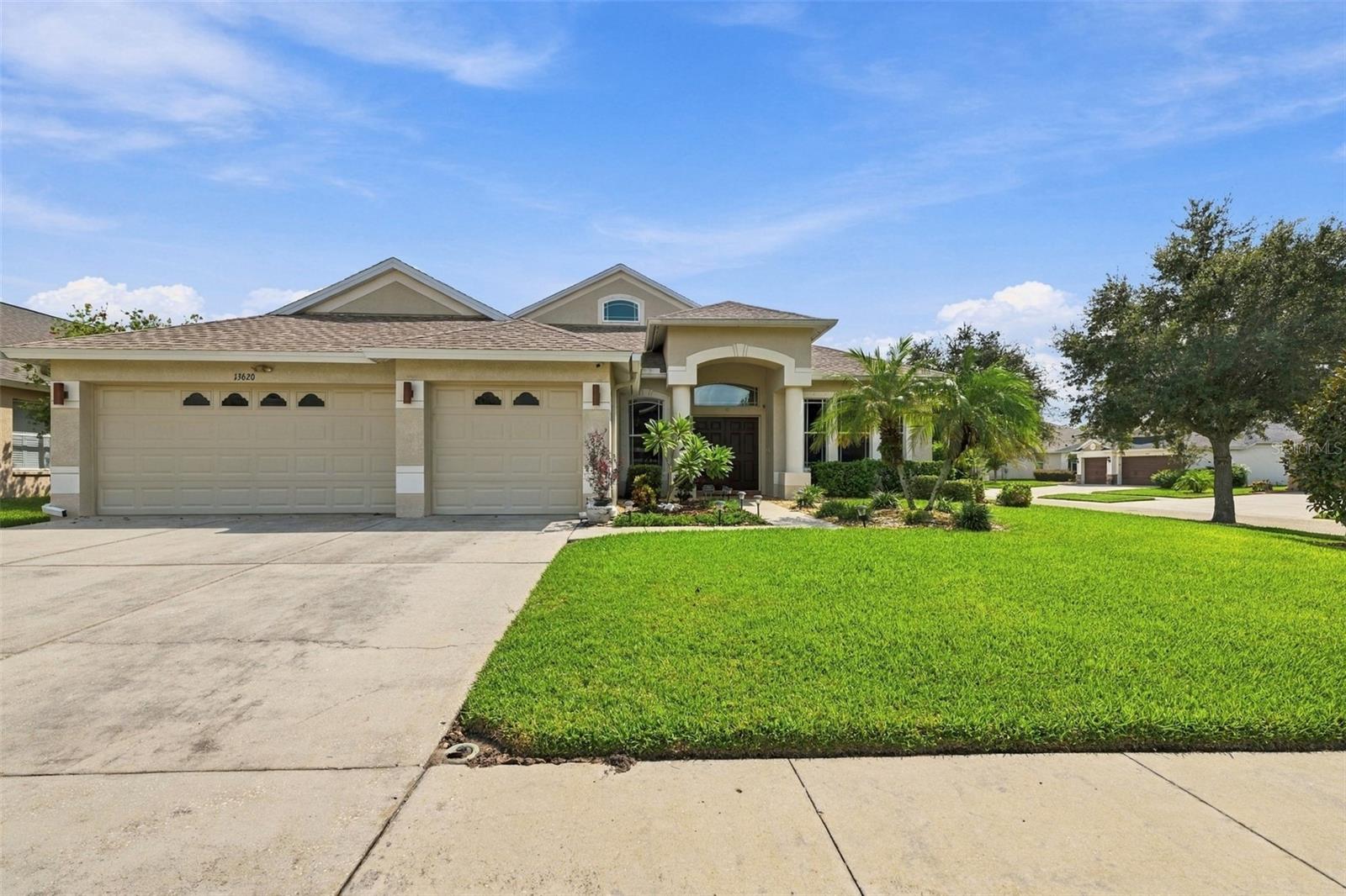 Photo of 13620 ARTESA BELL DRIVE RIVERVIEW FL 33579