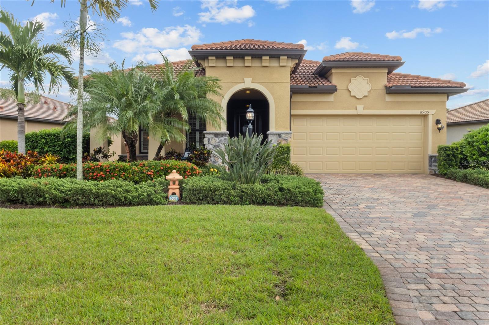 Photo of 6905 GOSPORT COVE LAKEWOOD RANCH FL 34202