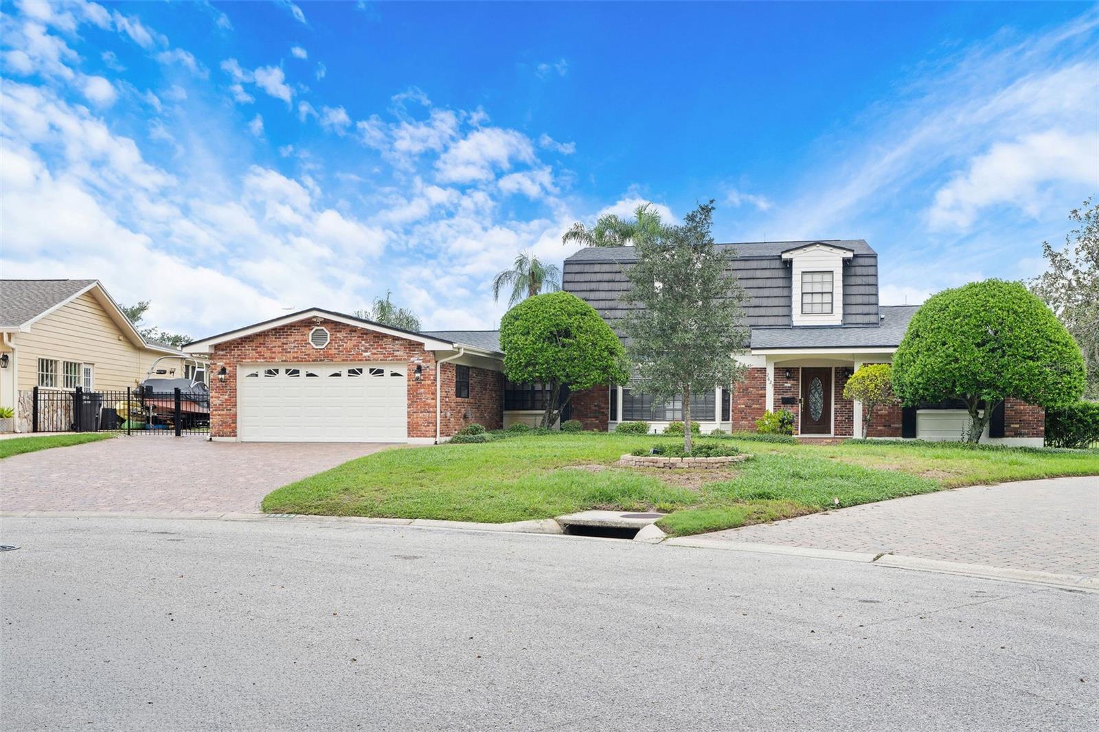 Photo of 2823 SAMARA DRIVE TAMPA FL 33618