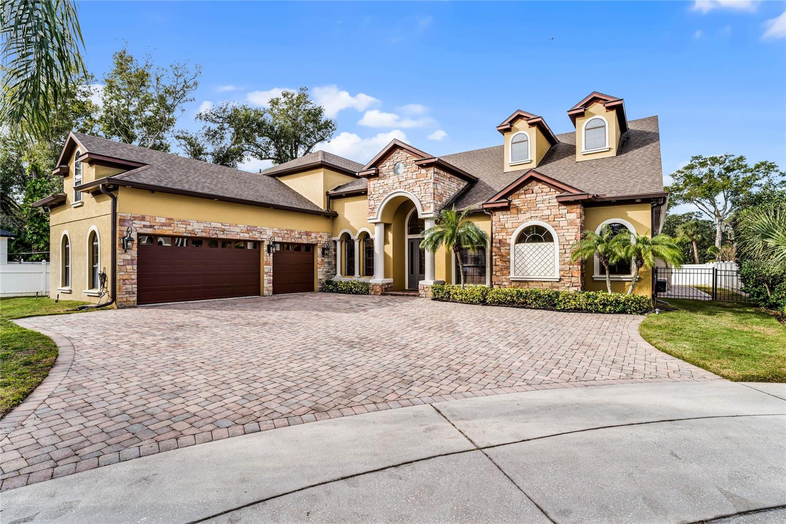 Photo of 4500 STONE HEDGE DRIVE ORLANDO FL 32817