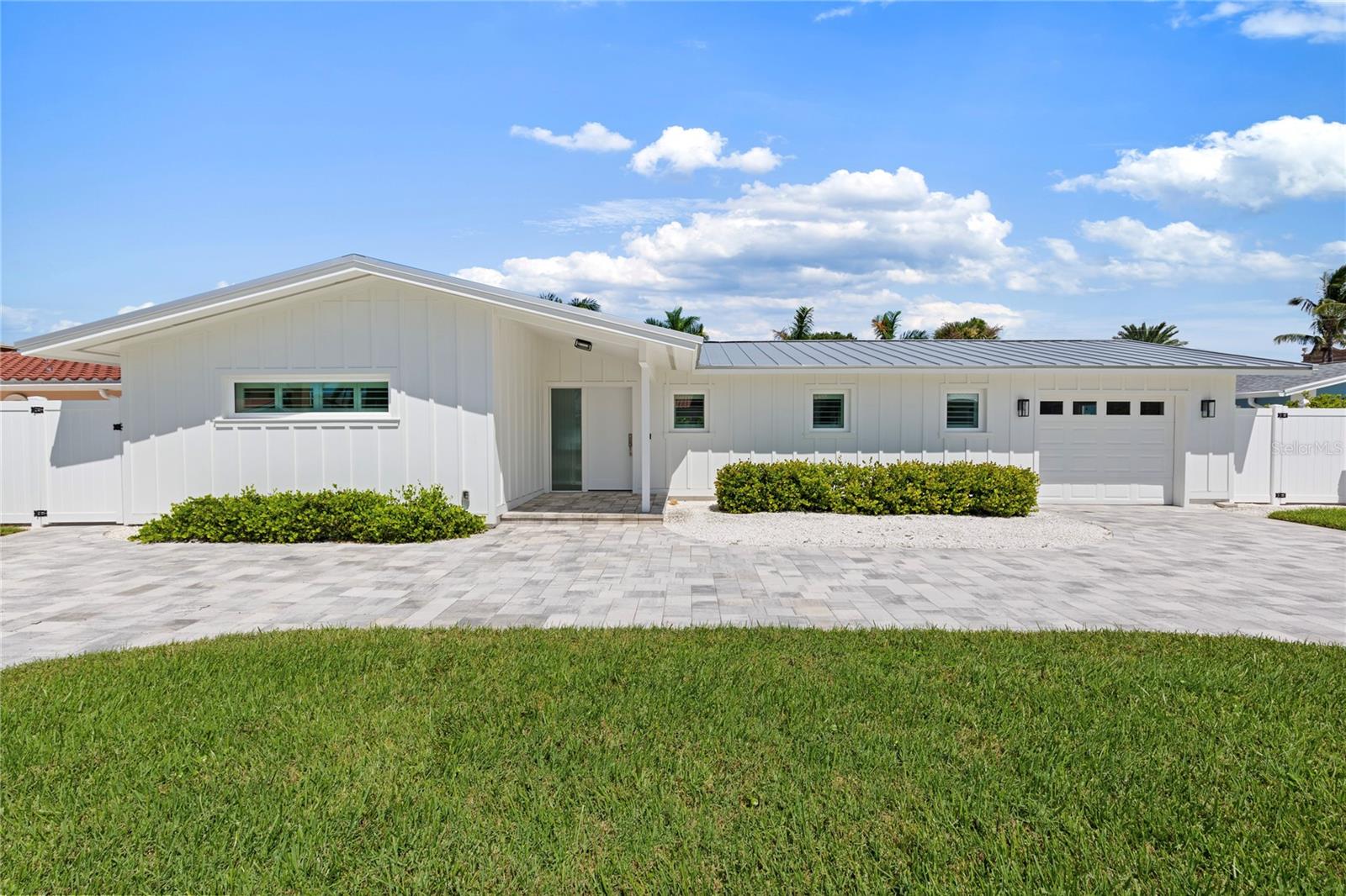 Photo of 113 17TH STREET BELLEAIR BEACH FL 33786