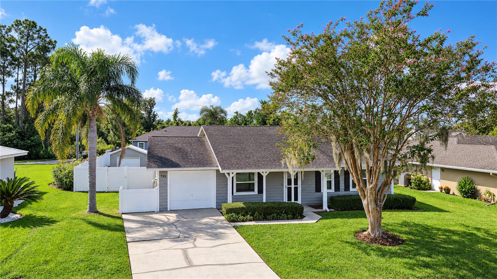 Photo of 735 SCOTT LAKE VILLAGE LAKELAND FL 33813