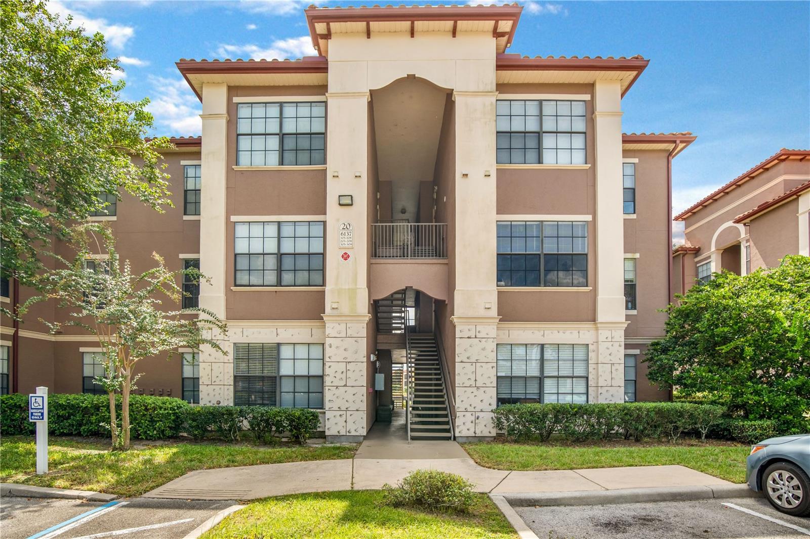 Photo of 6137 METROWEST BOULEVARD #106 ORLANDO FL 32835