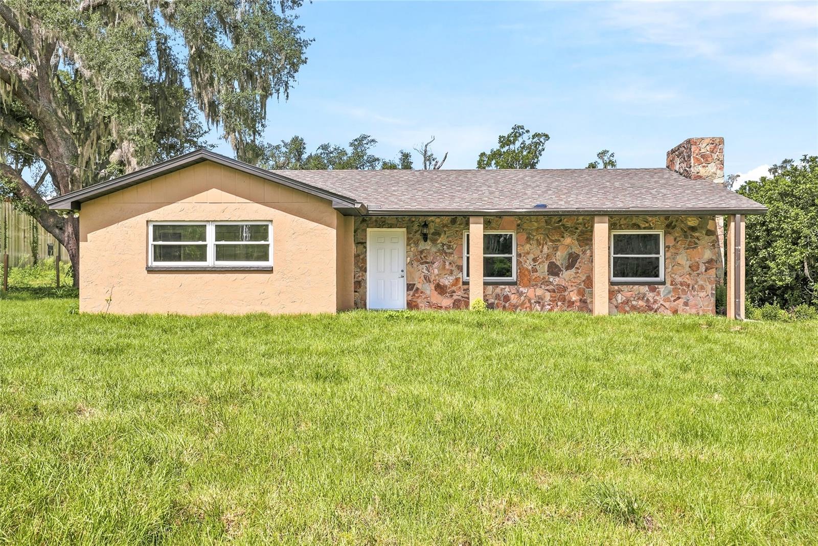 Photo of 37670 FARR ROAD DADE CITY FL 33523