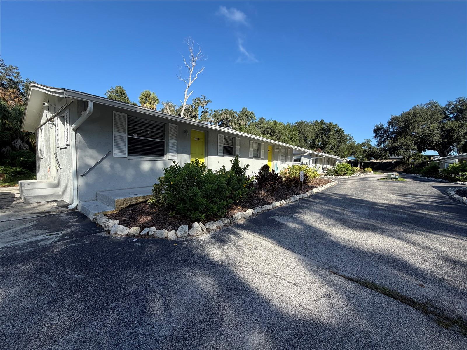 Photo of 8019 EMI ANN LANE RIVERVIEW FL 33578