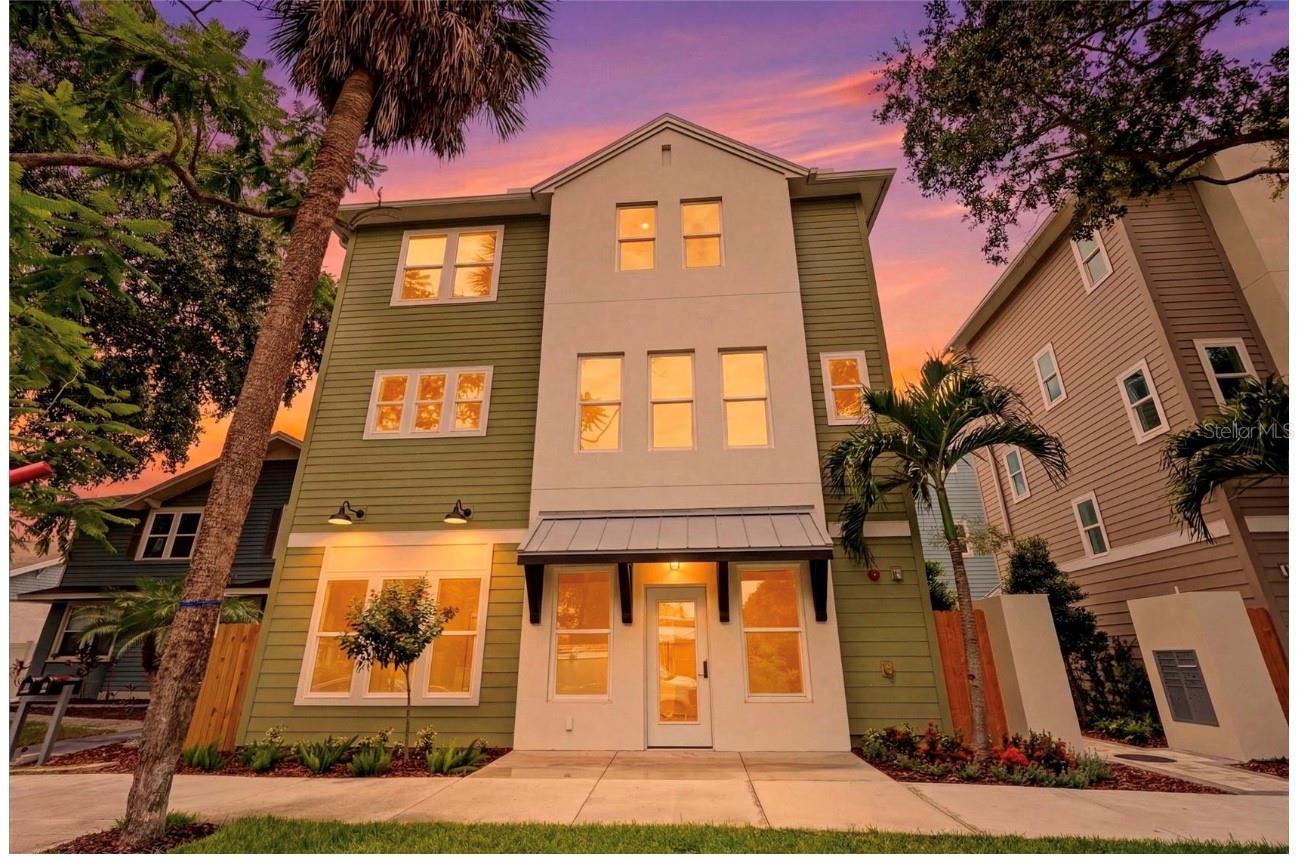 Photo of 2532 1ST AVENUE ST PETERSBURG FL 33713