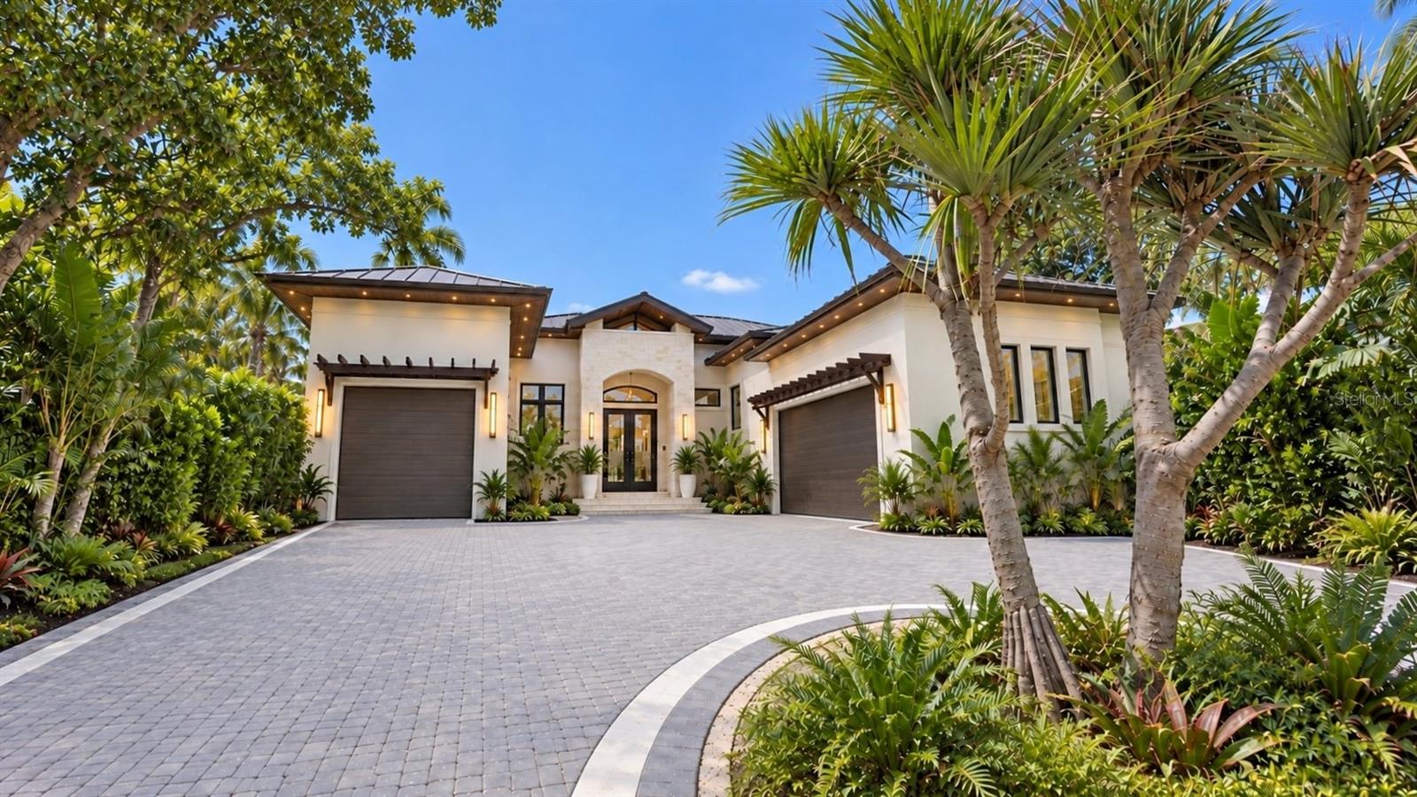 Photo of 838 NORSOTA WAY SARASOTA FL 34242